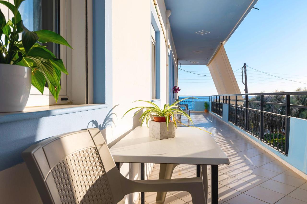 Soso'S Apartments -Vacations Next To The Beach Psari Forada Extérieur photo